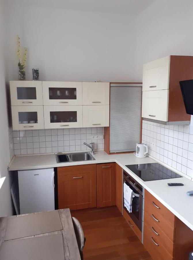 Ubytovani Na Spravnem Miste Znojmo Exterior photo